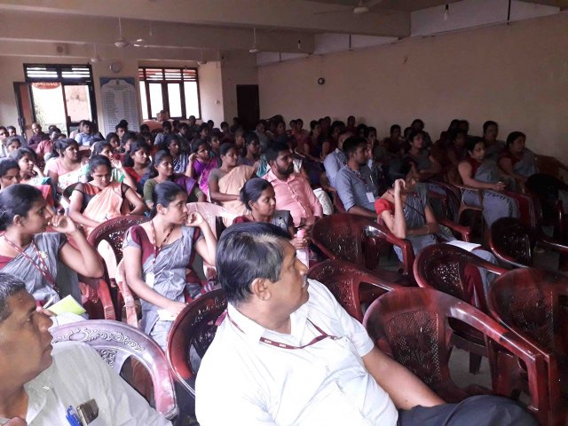 තොරතුරු මාසය වෙනුවෙන් නිලධාරීන් දැනුවත් කිරීම - 2019