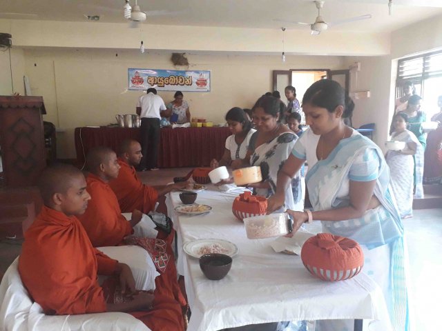 ත්‍රිපිටකාභිවන්දනා සතිය නිමිත්තෙන් ධර්ම දේශනා පිංකම හා මහා සංඝරත්නය සඳහා දහවල් දානය පිරි නැවීම සහ කාර්යාලයේ ගර්භනී මව්වරුන් උදෙසා දානය ලබා දීමේ පිංකම් මාලාව.